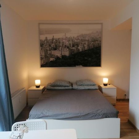Brand New Studio Apartment # 45 With Free Parking In The City Center Praha Bagian luar foto
