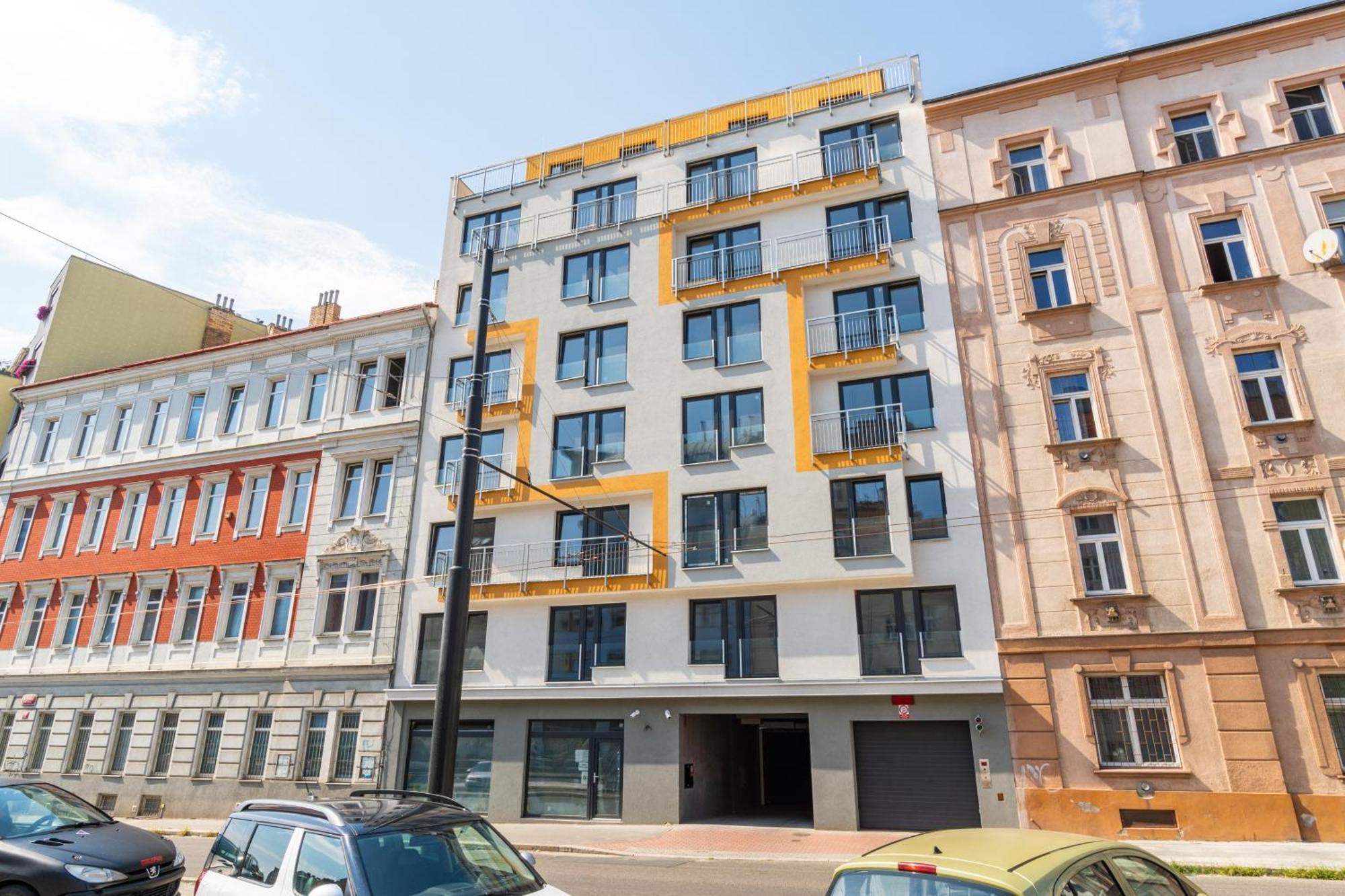 Brand New Studio Apartment # 45 With Free Parking In The City Center Praha Bagian luar foto
